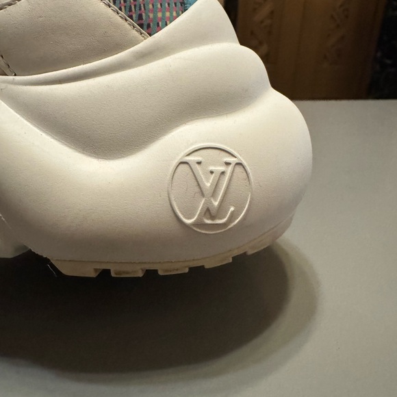 Louis Vuitton calfskin pop LV - Picture 10 of 16